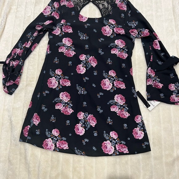 🎁💕🖤New Floral Dress🖤💕🎁 - Picture 6 of 8